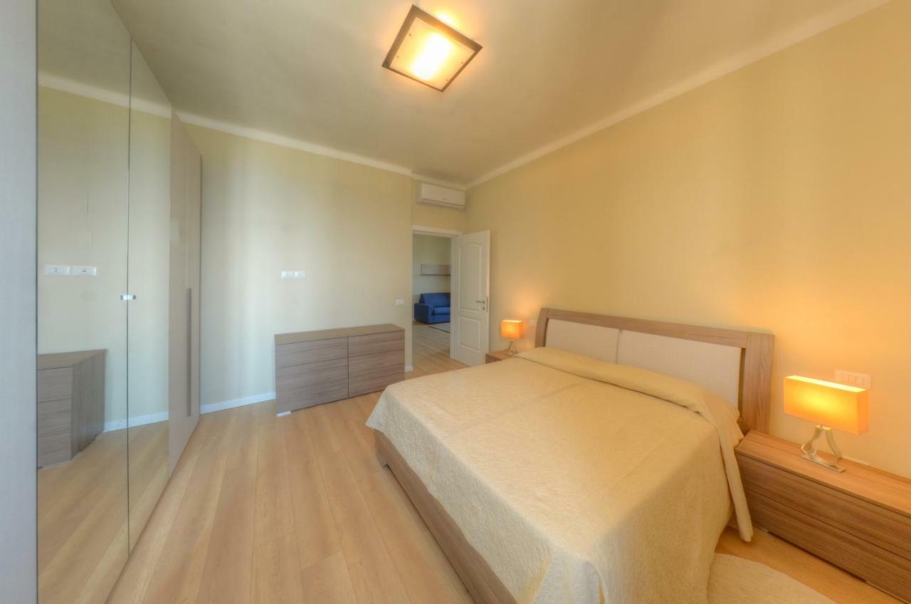 Blu Sea Apartments Pietra Ligure Exterior foto